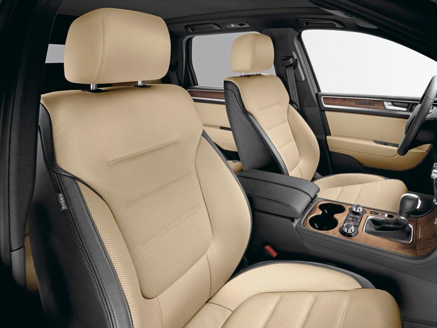  Volkswagen Touareg V8 TDi 2010 года  (фото 14 из 18)